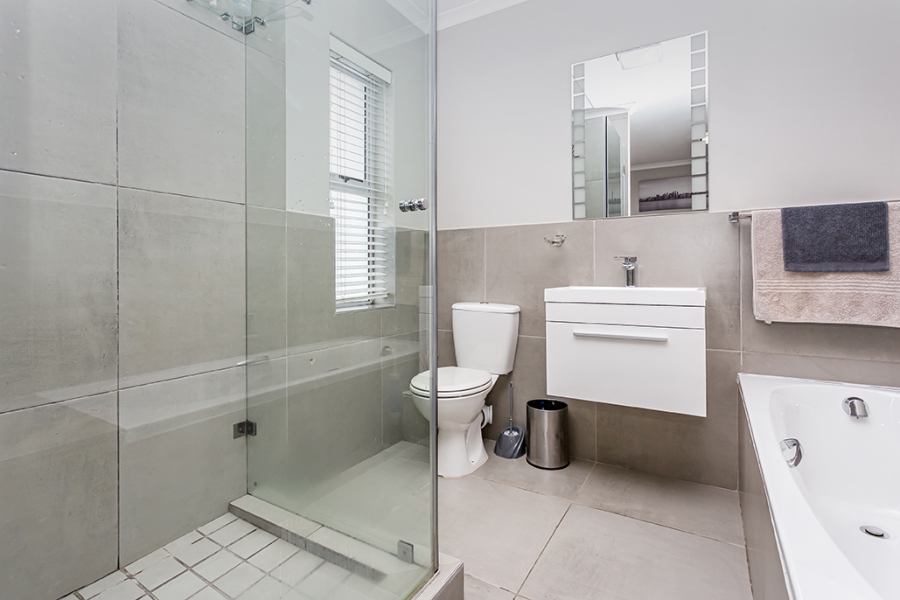 2 Bedroom Property for Sale in Parklands North Western Cape